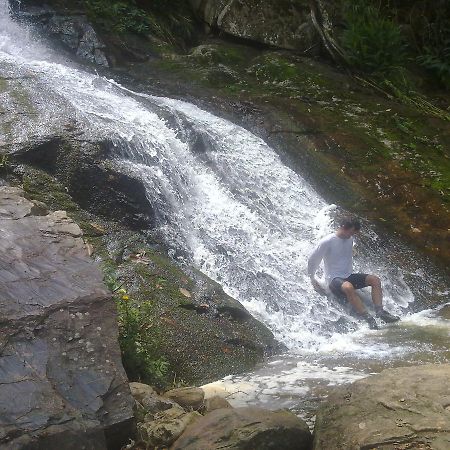Pousada Canto Do Lago Piracaia Eksteriør bilde