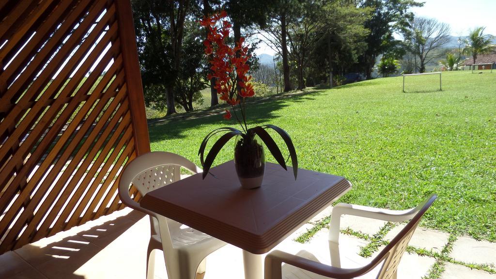 Pousada Canto Do Lago Piracaia Eksteriør bilde
