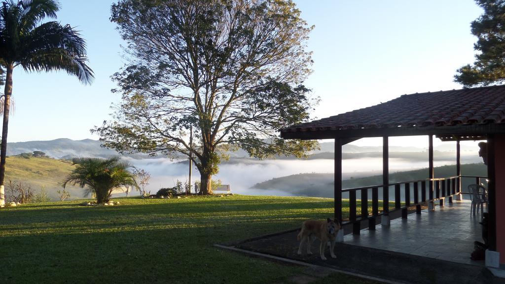 Pousada Canto Do Lago Piracaia Eksteriør bilde